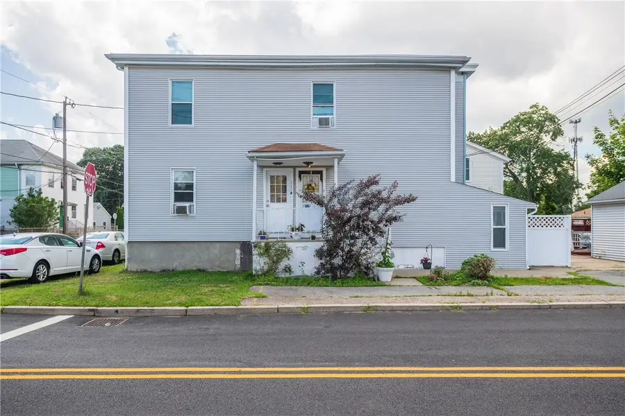 111 Raymond Avenue, Pawtucket, RI 02860 - Image #2