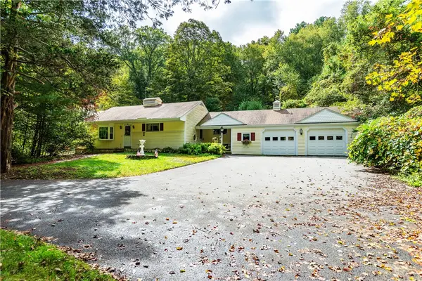 1904 Old Louisquisset Pike, Lincoln, RI 02865