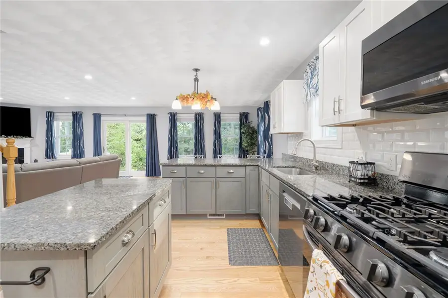 8 Lily Lane #8, West Warwick, RI 02893 - Image #3