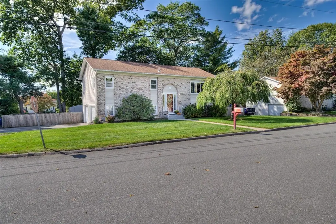 25 Woodcrest Drive, Johnston, RI 02919 - Image #1