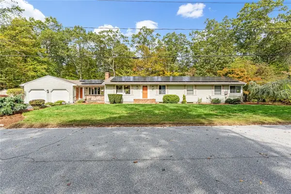 34 Highland Terrace, Scituate, RI 02857