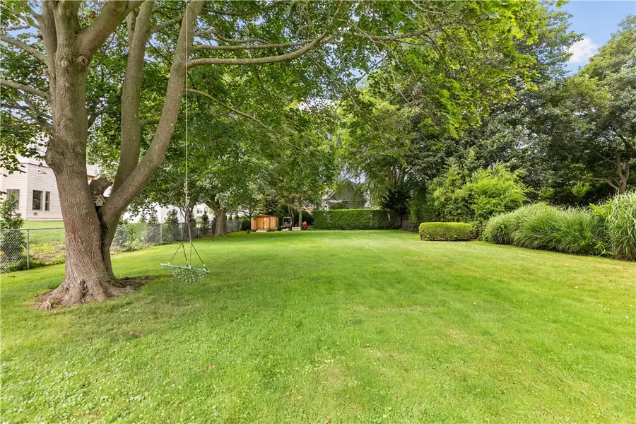 129 Bliss Mine Road, Newport, RI 02840 - Image #2