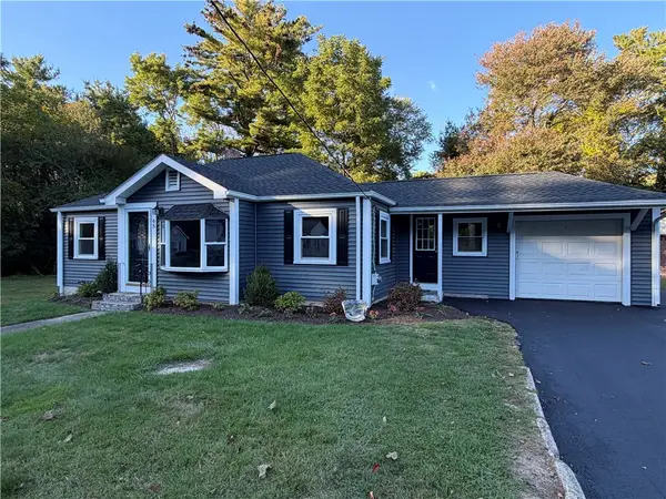 65 Angus Street, Coventry, RI 02816