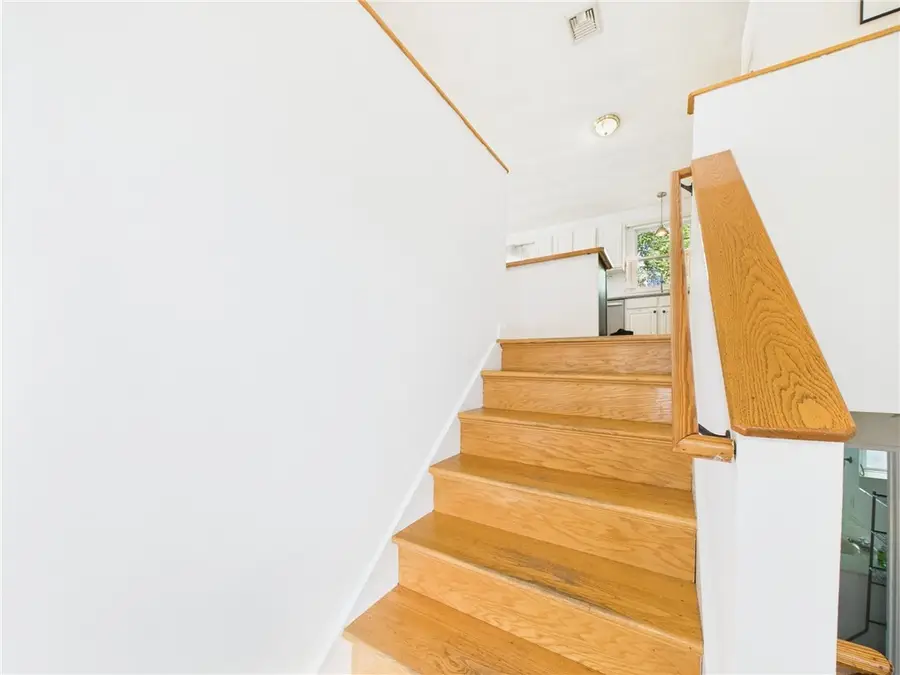 49 Meadow Sweet Trail, Saunderstown, RI 02874 - Image #2