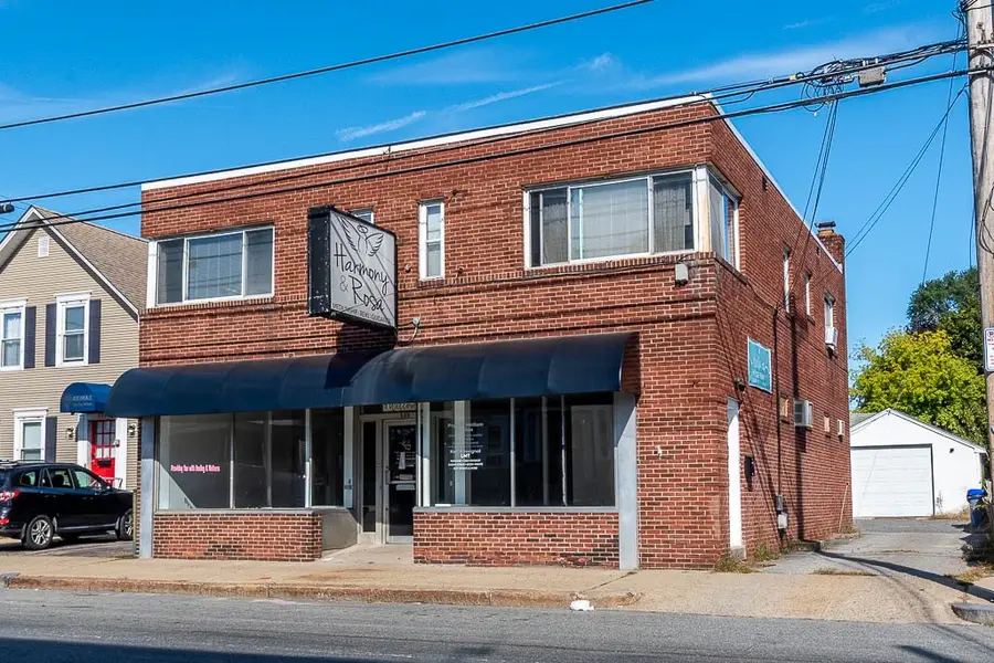 580 Central Avenue, Pawtucket, RI 02861 - Image #2