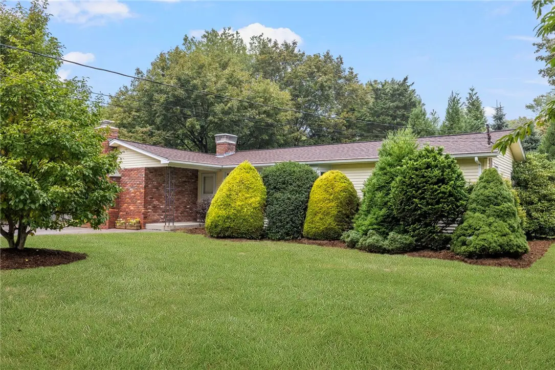 471 Annaquatucket Road, North Kingstown, RI 02852 - Image #1