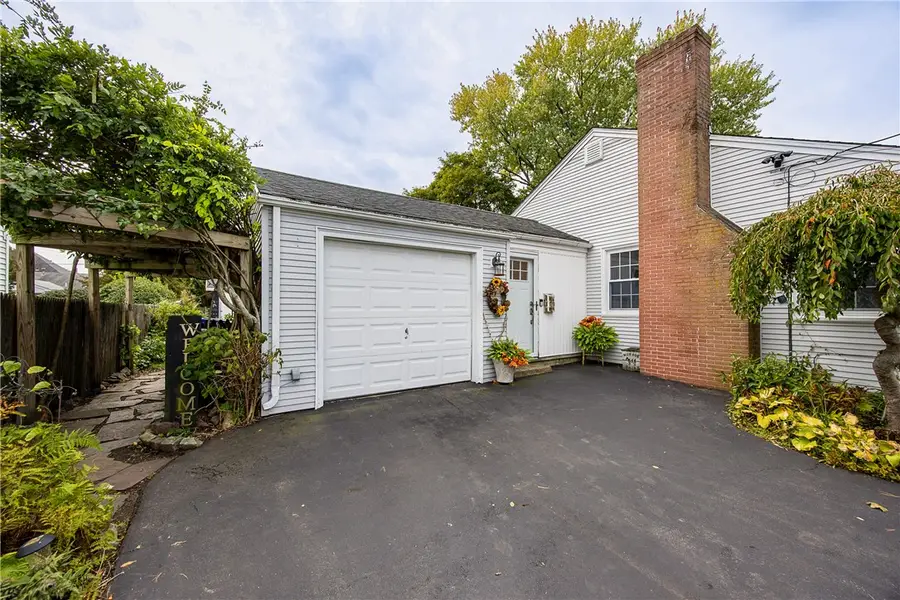 35 Cushman Street, Pawtucket, RI 02861 - Image #2