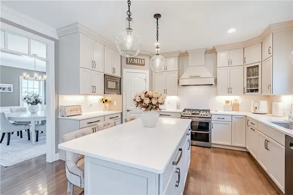 59 Camden Lane, Cranston, RI 02921