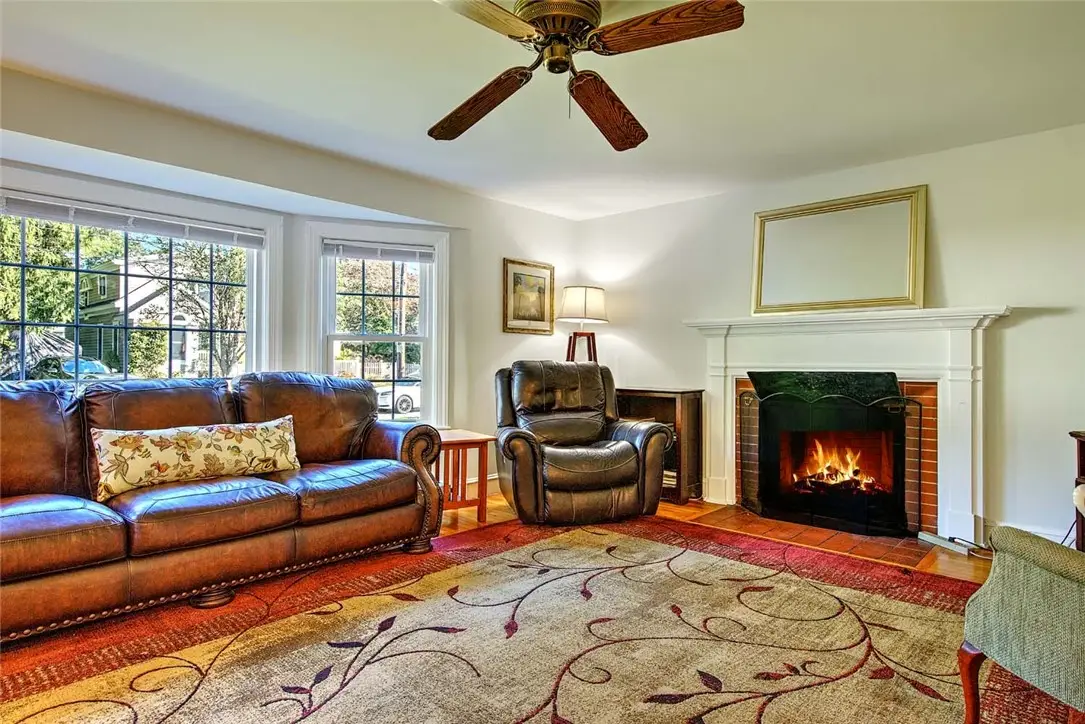 20 Townsend Street, Barrington, RI 02806 - Image #1