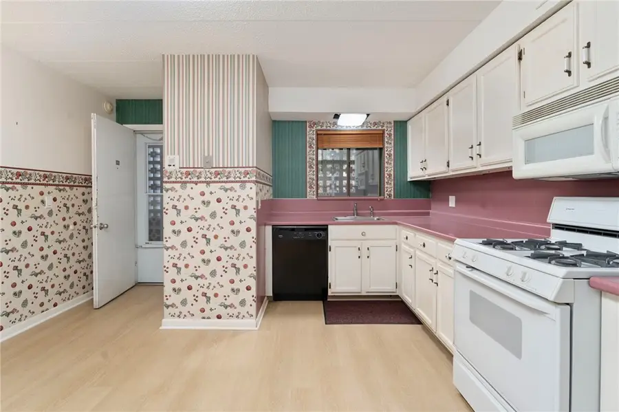 143 Hoffman Avenue #109, Cranston, RI 02920 - Image #3