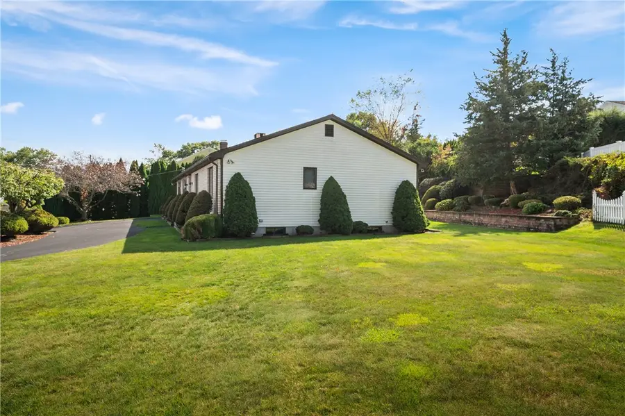 1 Ashley Drive, Lincoln, RI 02865 - Image #2