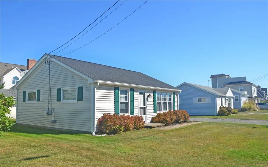 8 Pocono Road, Narragansett, RI 02882 - Image #3