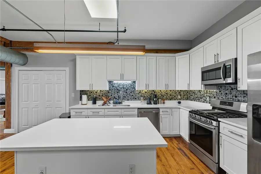 396 Roosevelt Avenue, Central Falls, RI 02863 - Image #3