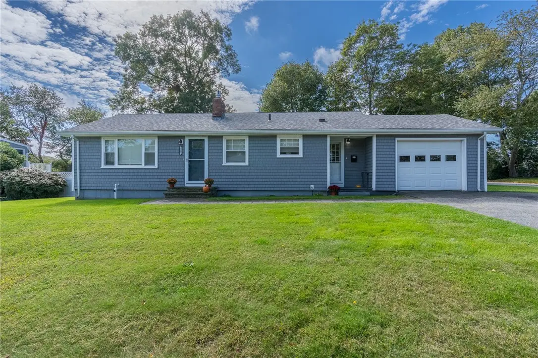 133 Merritt Avenue, Tiverton, RI 02878 - Image #1