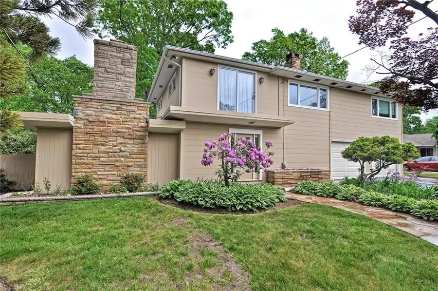 141 Glen Ridge Road, Cranston, RI 02920 - Image #2