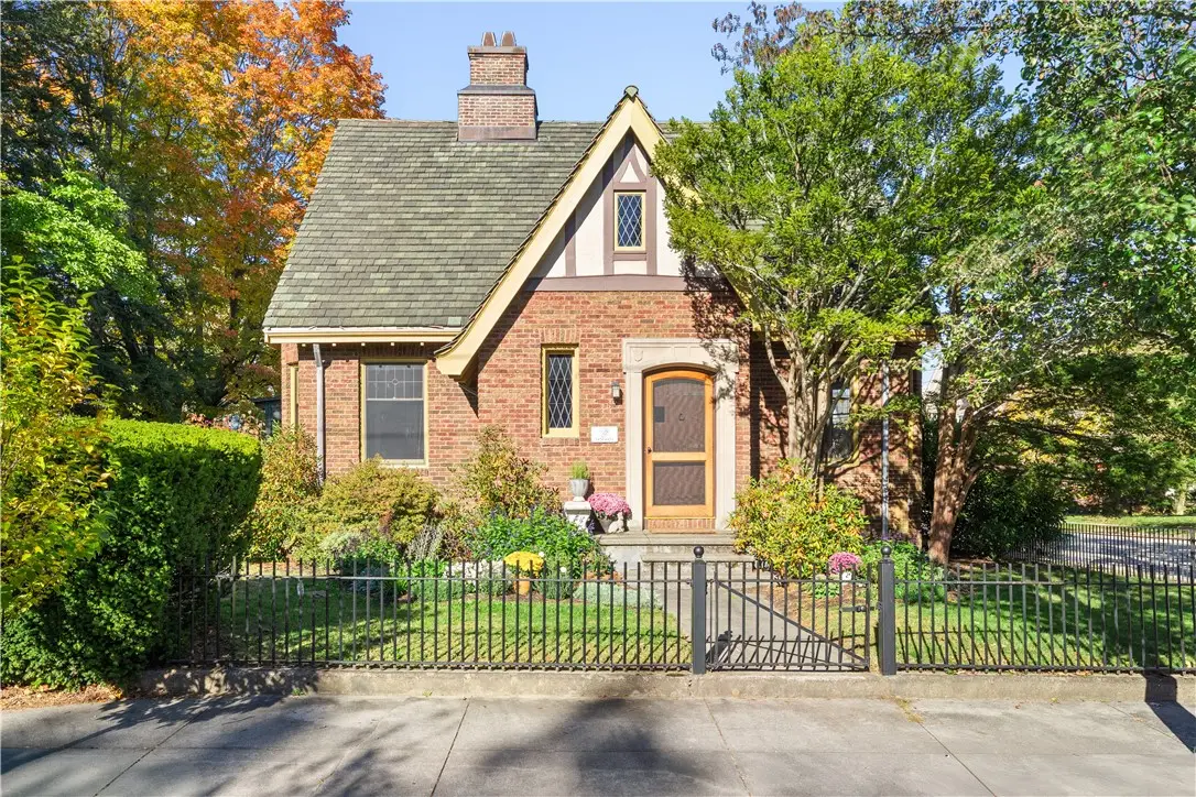 166 Lancaster Street, Providence, RI 02906 - Image #1