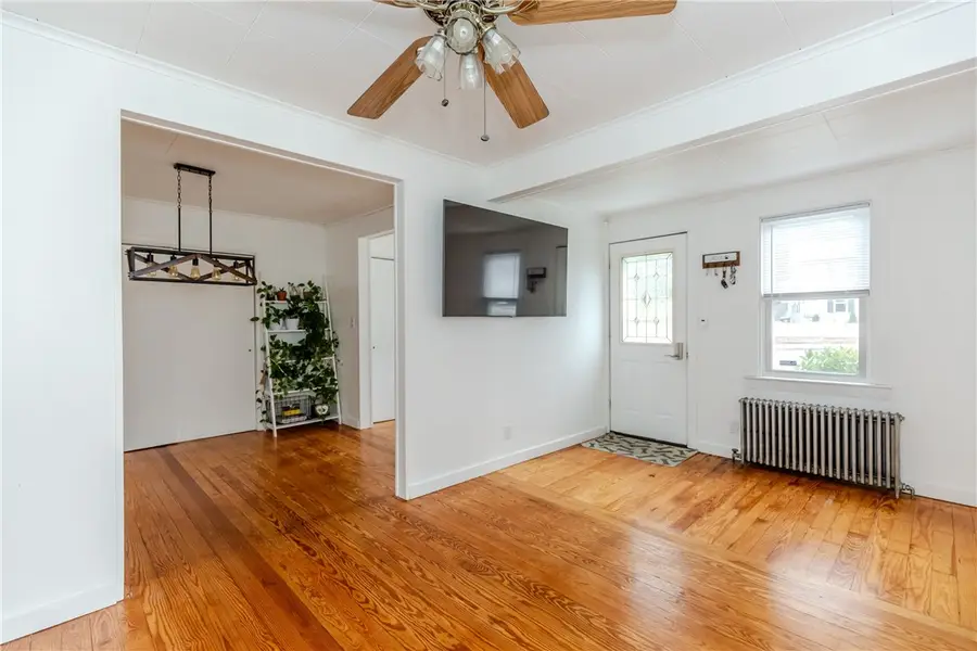 302 Waterman Avenue, Smithfield, RI 02917 - Image #3