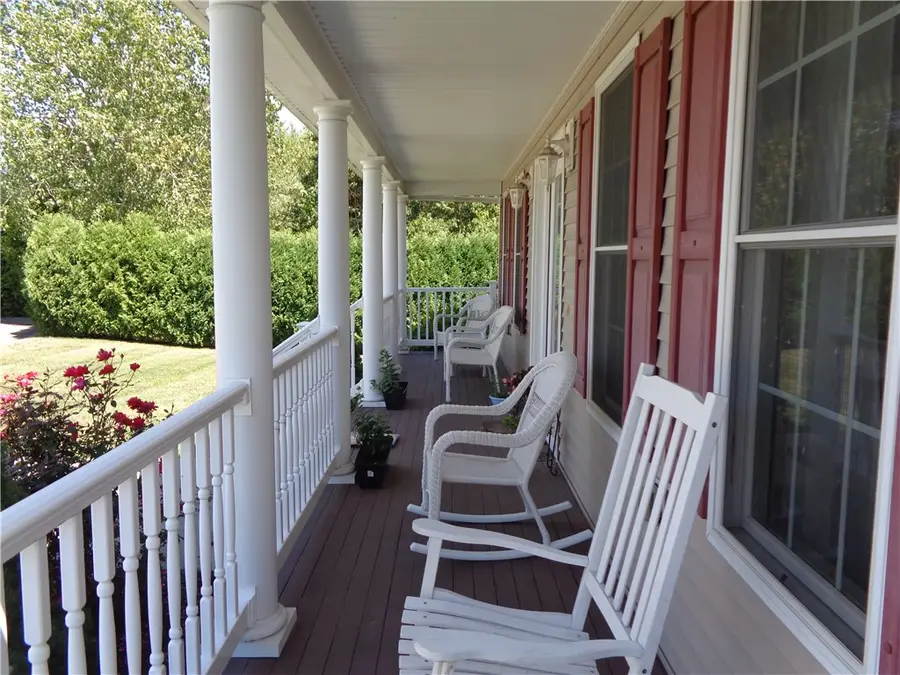 9 Gray Coach East, Cranston, RI 02921 - Image #3