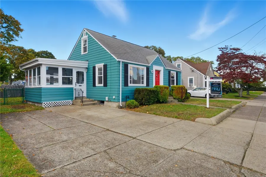 22 Ruth Street, Pawtucket, RI 02861 - Image #3