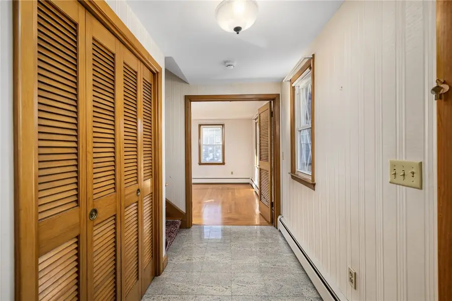 28 Hybrid Drive, Cranston, RI 02920 - Image #3