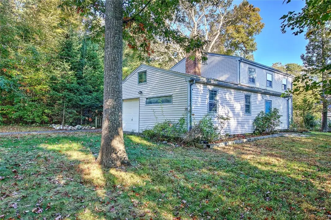 118 Charlotte White Extension, Westport, MA 02790 - Image #1
