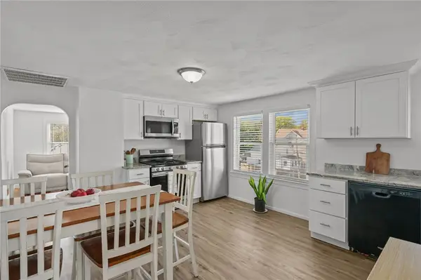 41 Henrietta Street, Providence, RI 02904