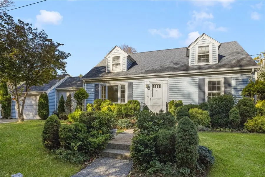 2 Preserved Arnold Court, Lincoln, RI 02865 - Image #2