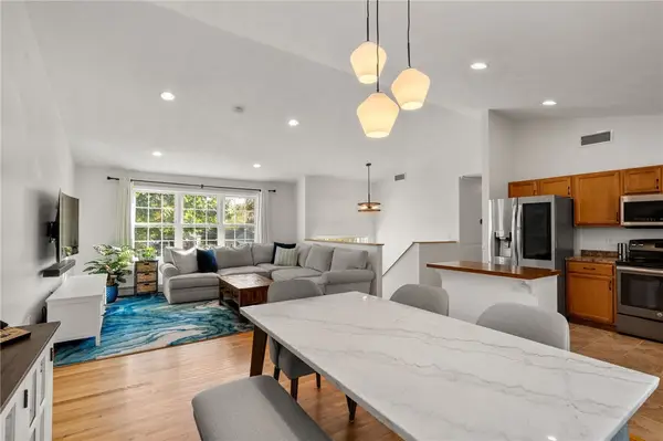 5 Meadow Court, Smithfield, RI 02917