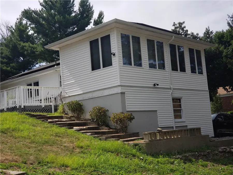 83 Valente Drive, Cranston, RI 02920 - Image #2