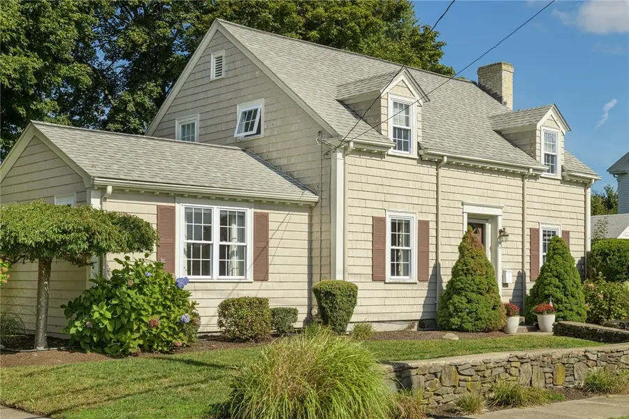 16 Elm Avenue, Rumford, RI 02916 - Image #3
