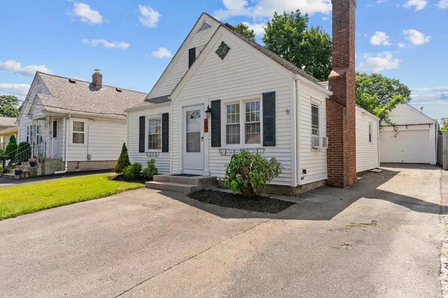 74 Leslie Street, Cranston, RI 02910 - Image #2