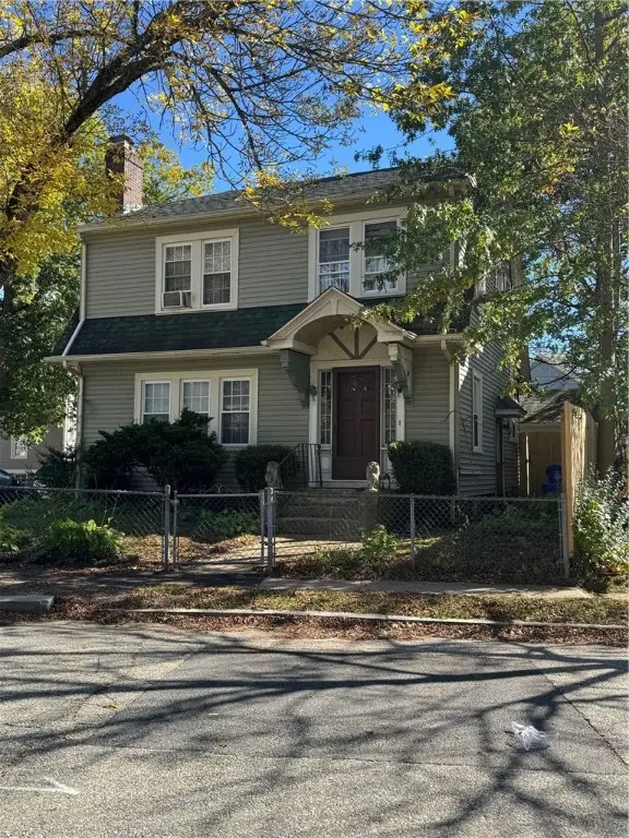 162 Verndale Avenue, Providence, RI 02905