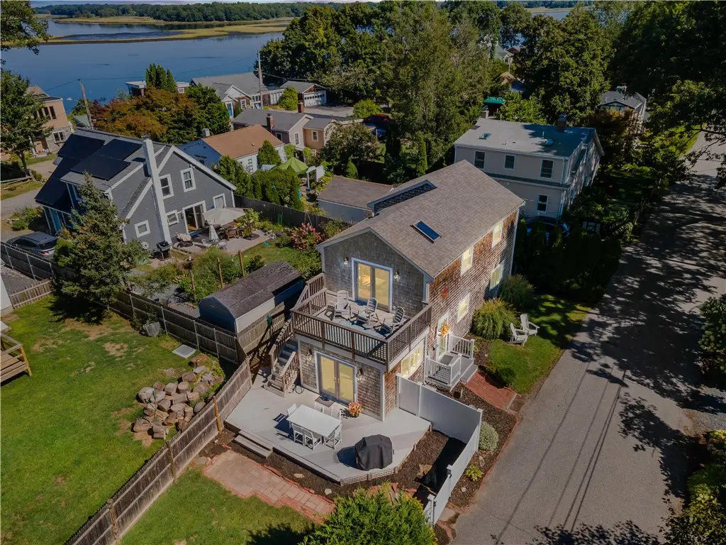 7 Wright Place, Barrington, RI 02806 - Image #1