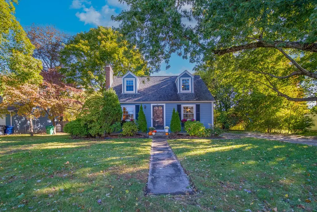 36 Bowen Briggs Avenue, Warwick, RI 02886 - Image #1