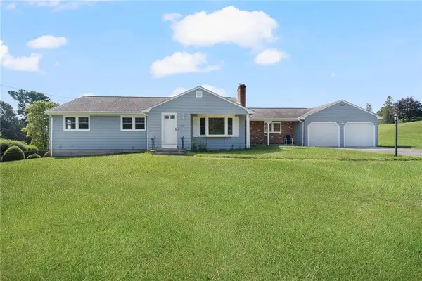 256 School Street, Lincoln, RI 02865