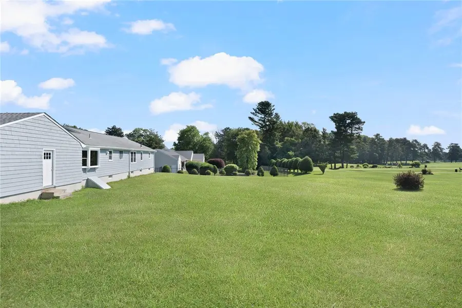 256 School Street, Lincoln, RI 02865 - Image #3