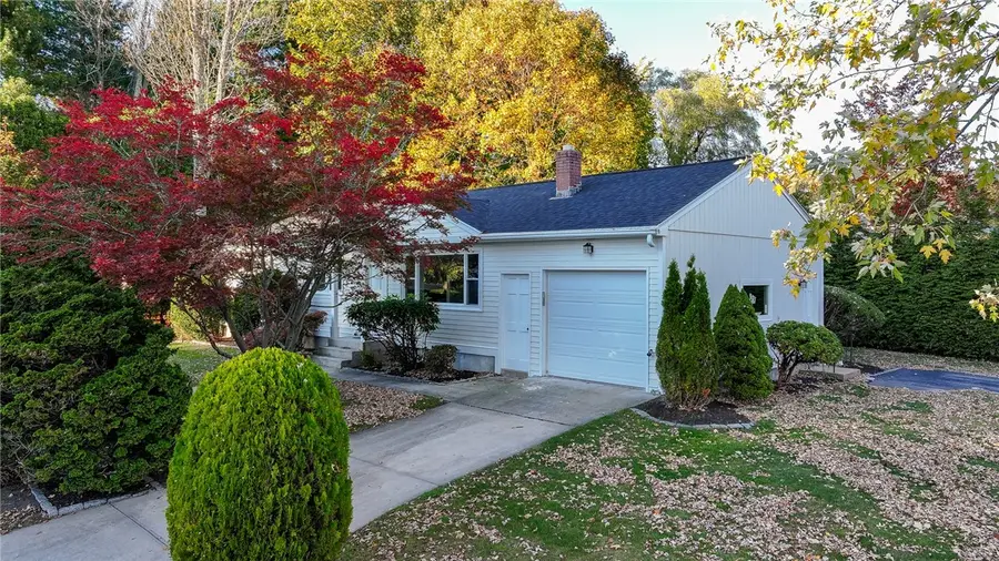 199 First Avenue, East Greenwich, RI 02818 - Image #2