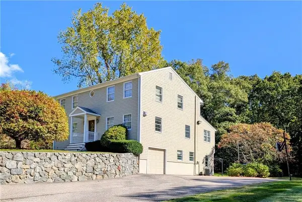 14 Hilton Drive, Johnston, RI 02919