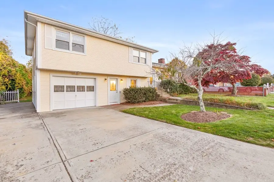 25 Loomis Street, Cranston, RI 02920 - Image #2