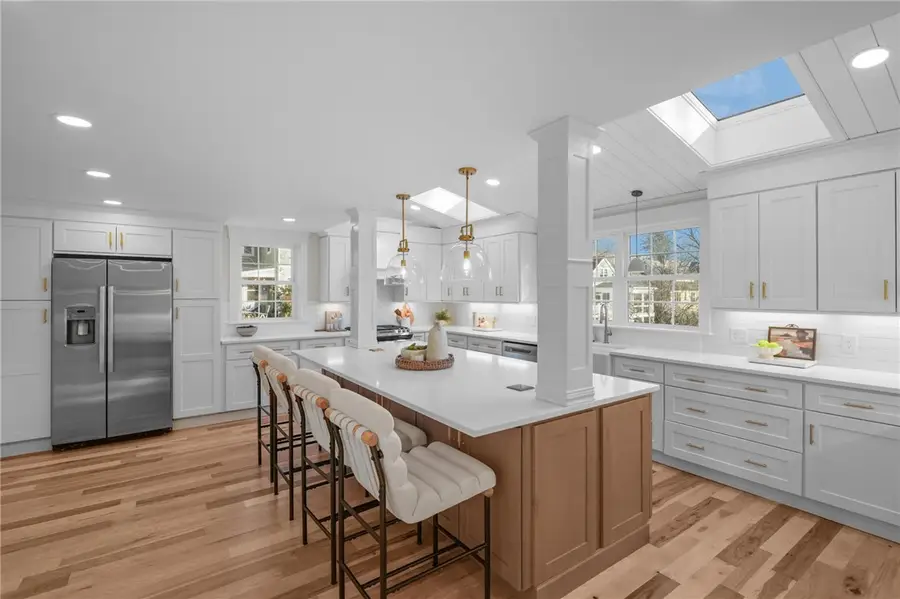 216 Washington Road, Barrington, RI 02806 - Image #3