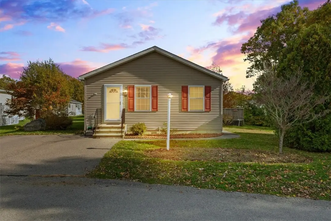 84 Lark Lane, Tiverton, RI 02878 - Image #1