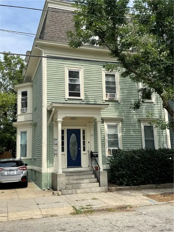 67 Vernon Street, Providence, RI 02903