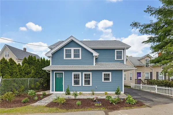 33 Jefferson Avenue, East Providence, RI 02915
