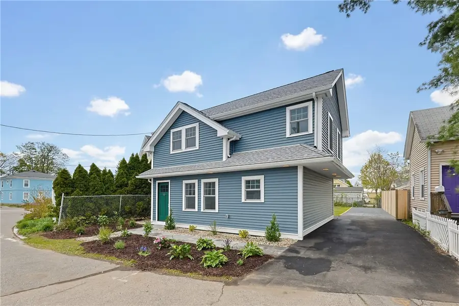 33 Jefferson Avenue, Riverside, RI 02915 - #2