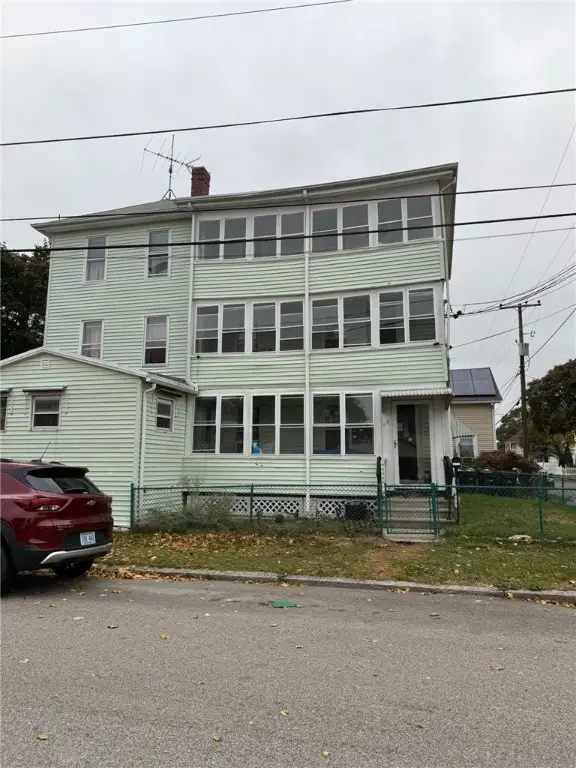 118 Chaplin Street, Pawtucket, RI 02861