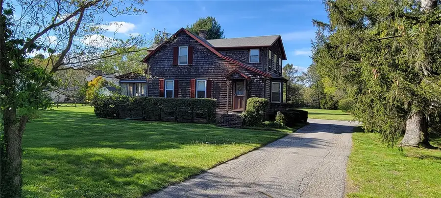 154 Essex Road, North Kingstown, RI 02852 - Image #2