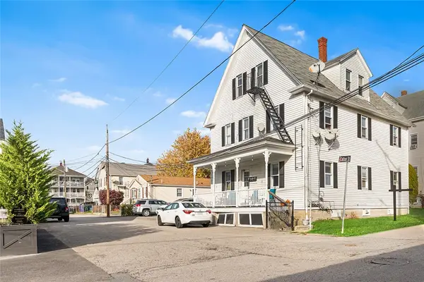 2 Chilton Street, Bristol, RI 02809