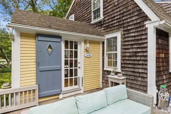 1300 Middle Road, East Greenwich, RI 02818