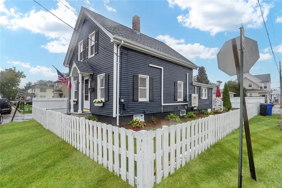 17 Oak Avenue, Riverside, RI 02915 - Image #2