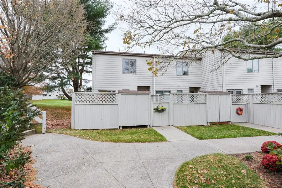 94 Windward Lane, Bristol, RI 02809 - Image #2